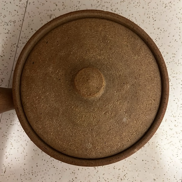 Muchelney Handled Casserole (John Leach) - Picture 4 of 9